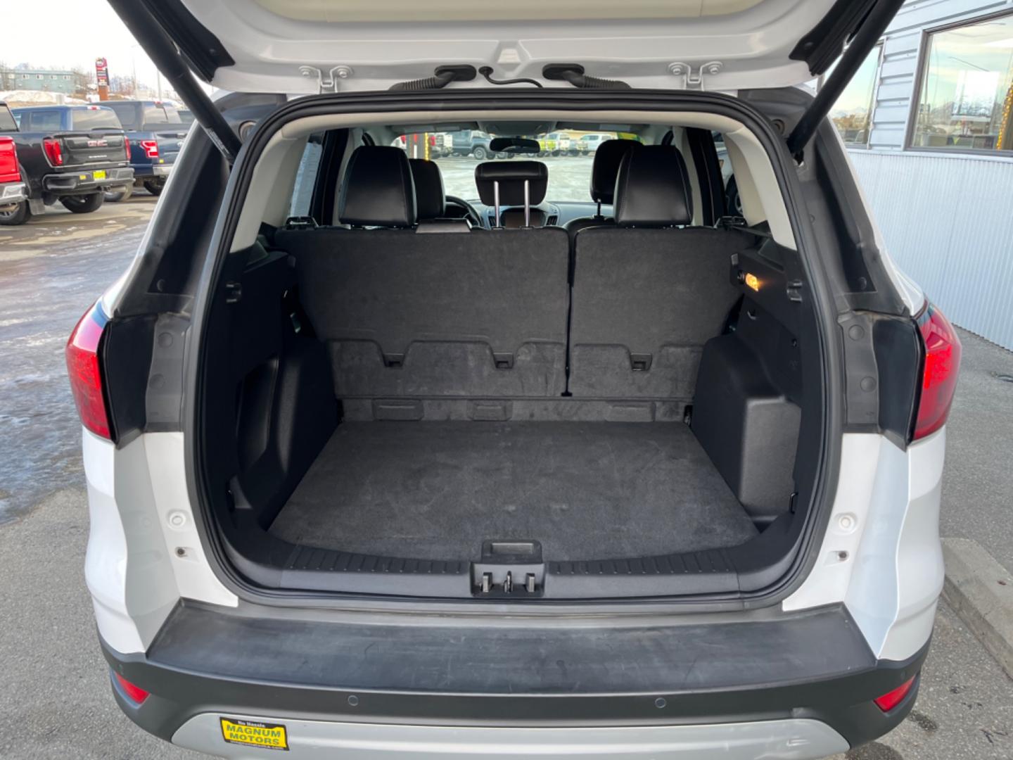 2019 White Ford Escape SEL 4WD (1FMCU9HD0KU) with an 1.5L L4 DOHC 16V engine, 6A transmission, located at 1960 Industrial Drive, Wasilla, 99654, (907) 274-2277, 61.573475, -149.400146 - Photo#8